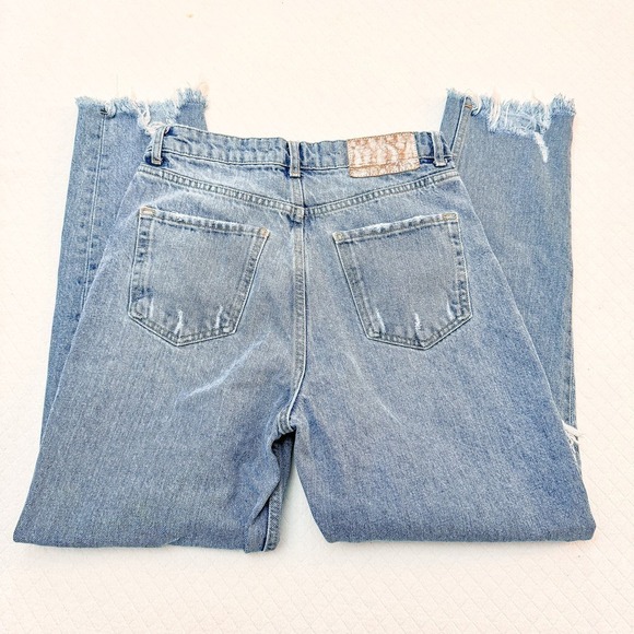 Zara Straight Leg Distressed Denim Jeans Raw Hem Size 08 - Picture 4 of 7